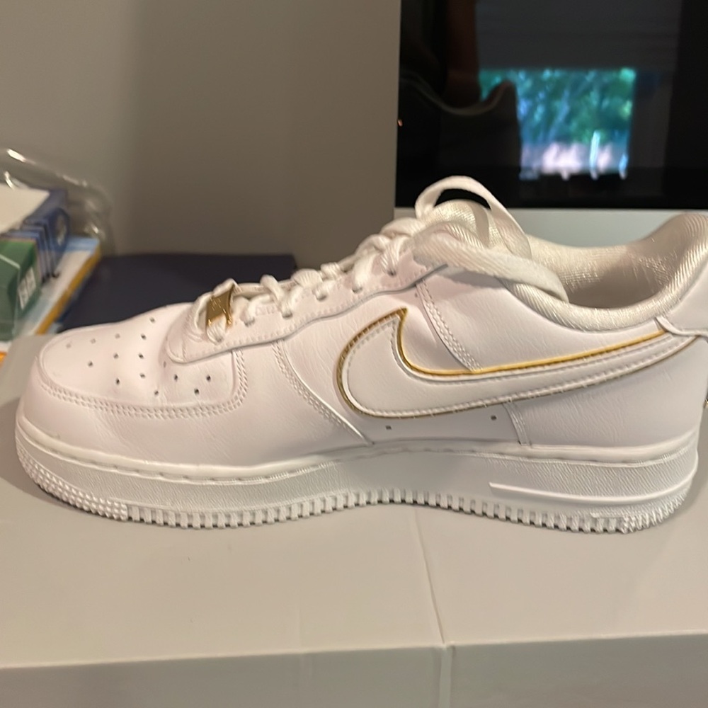 Nike Air Force 1, bedazzled